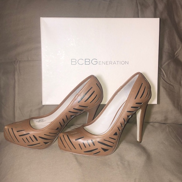 BCBGeneration heels (5 inch) 👠👠 - Picture 2 of 5